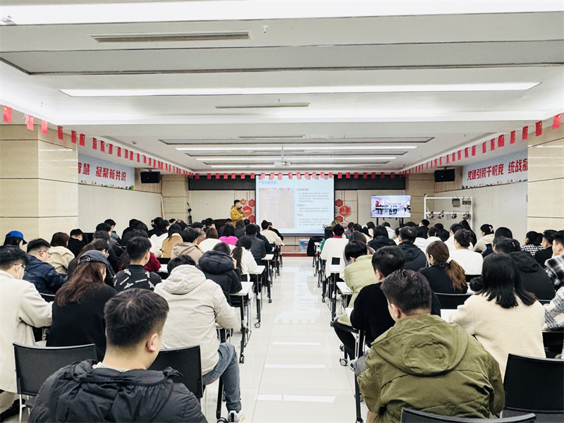 華礦集團新一批榮獲“國家礦用產品安全標志證書”產品舉行宣講發布會